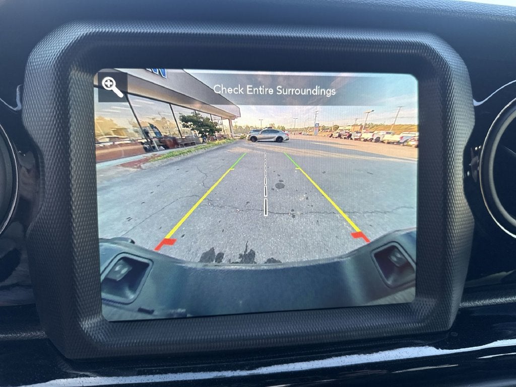 2021 Jeep Gladiator Sport