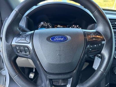 2018 Ford Explorer Base