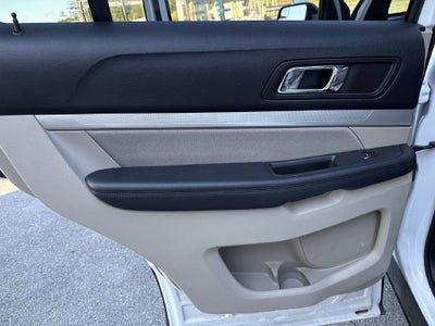 2018 Ford Explorer Base