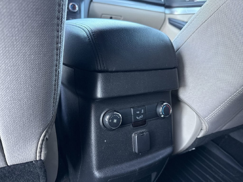 2018 Ford Explorer Base