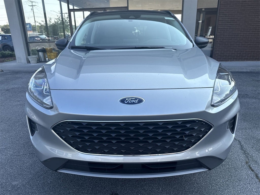2022 Ford Escape SE Hybrid