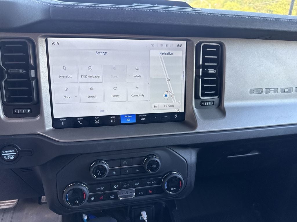 2025 Ford Bronco Outer Banks