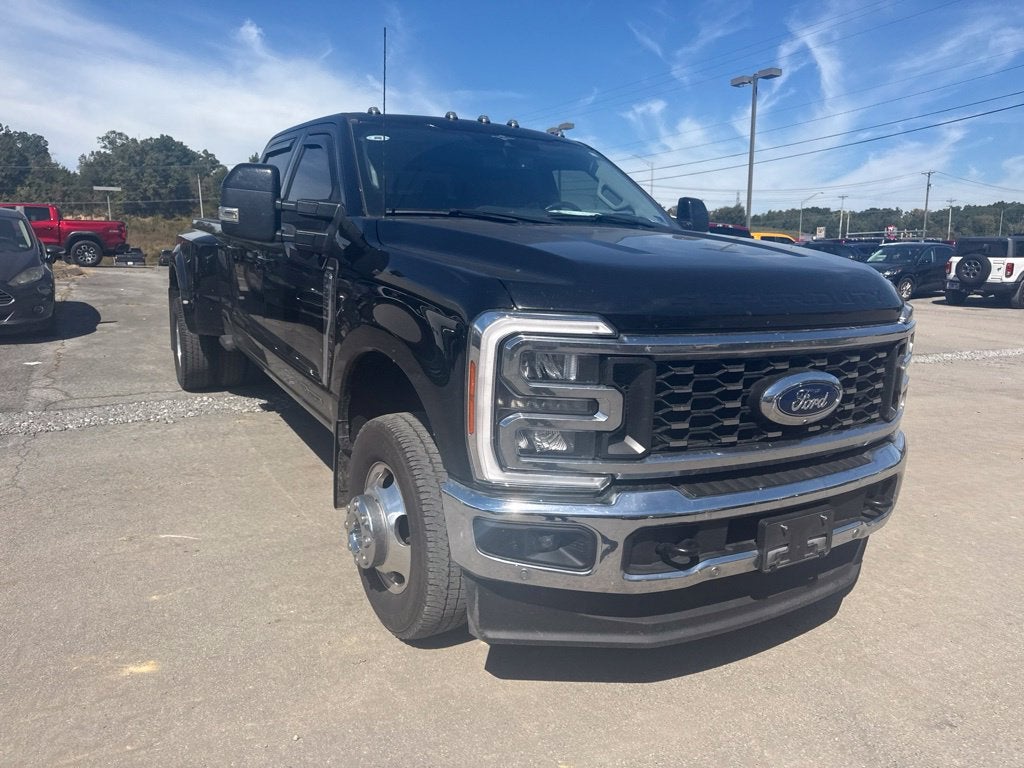 2023 Ford F-350SD Lariat DRW