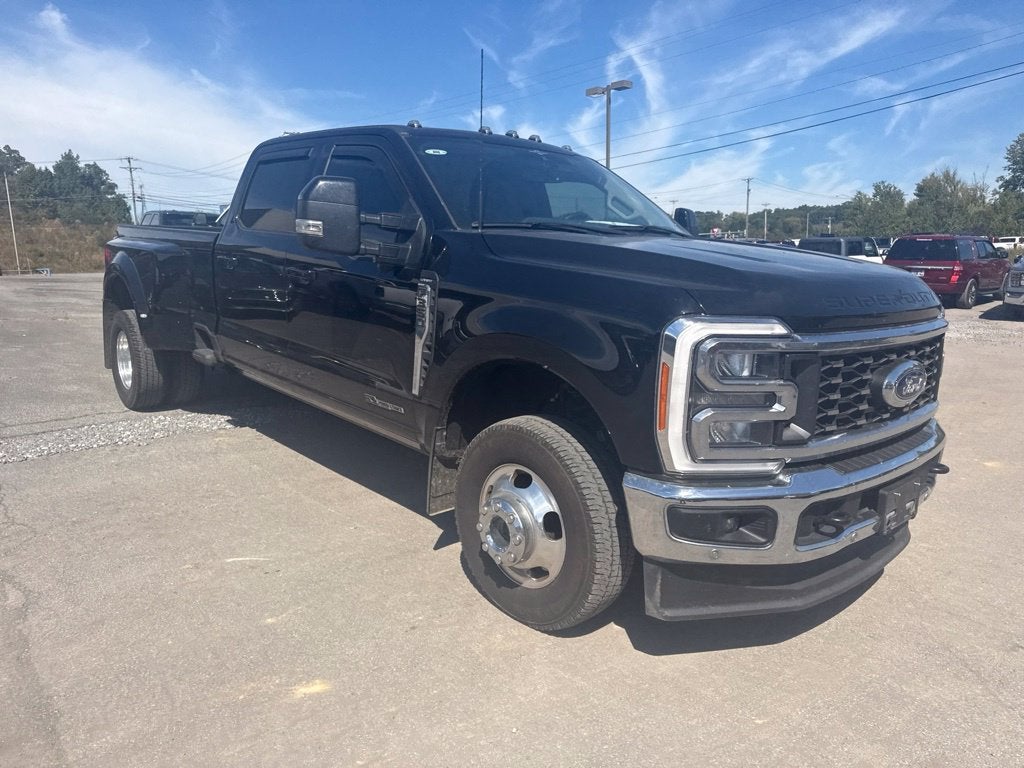 2023 Ford F-350SD Lariat DRW