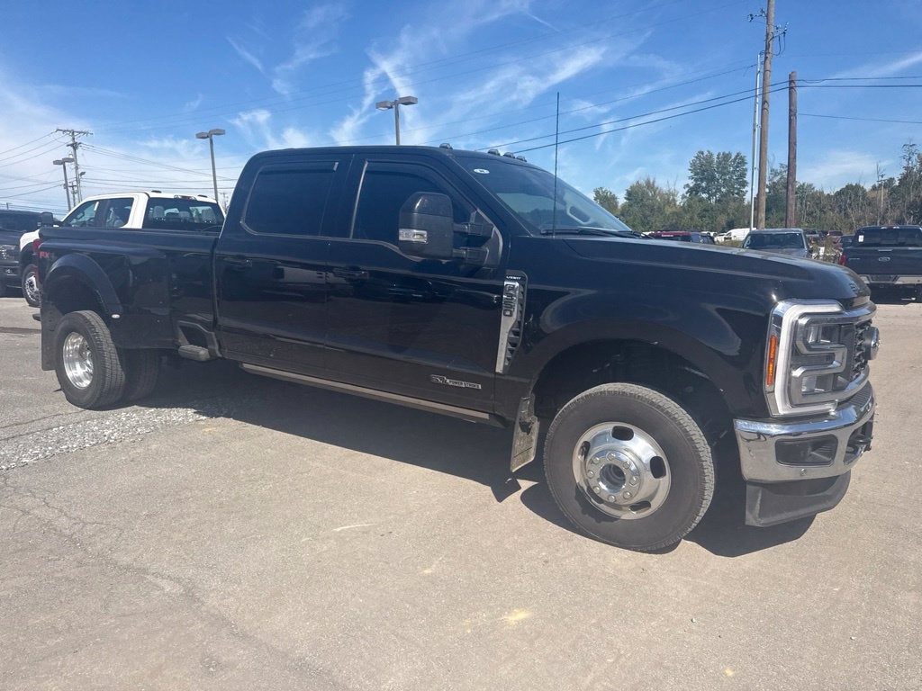 2023 Ford F-350SD Lariat DRW