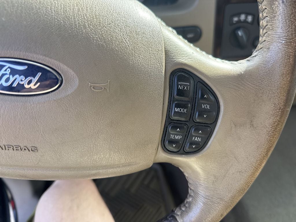 2006 Ford F-350SD King Ranch DRW