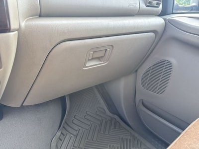 2006 Ford F-350SD King Ranch DRW