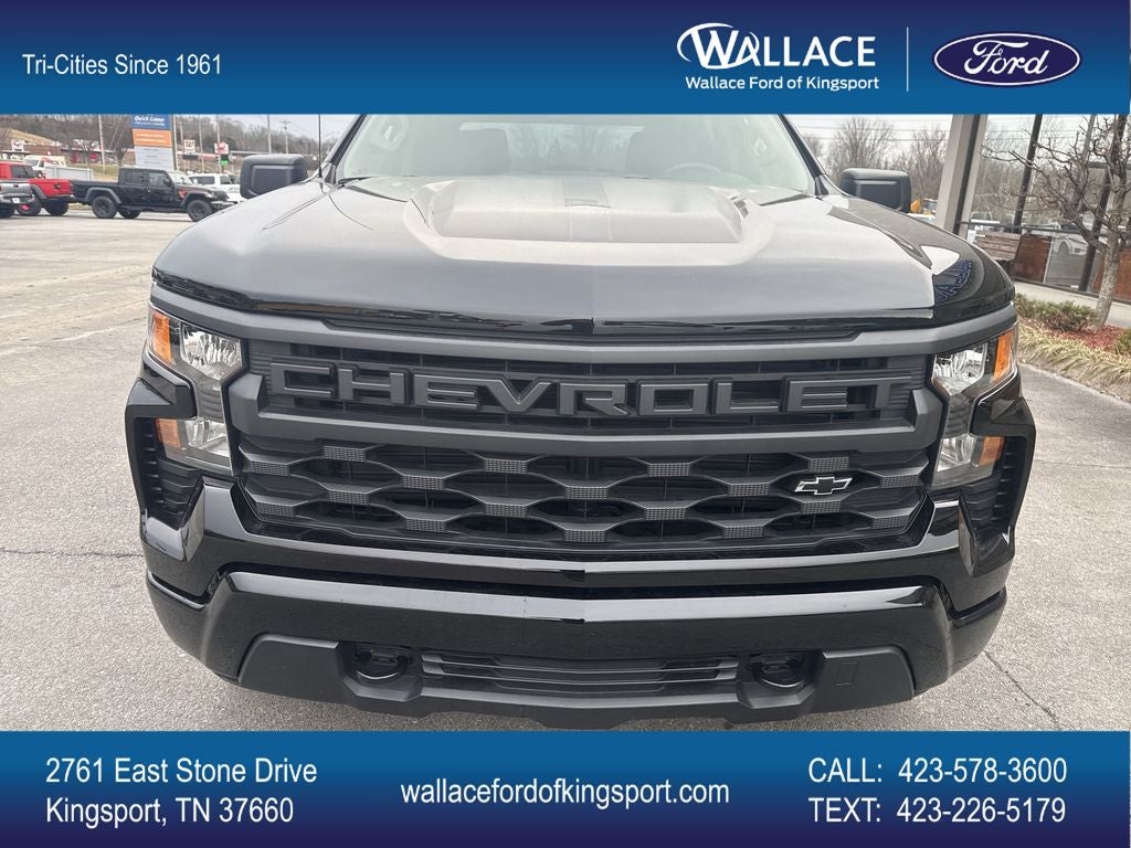 2025 Chevrolet Silverado 1500 Custom