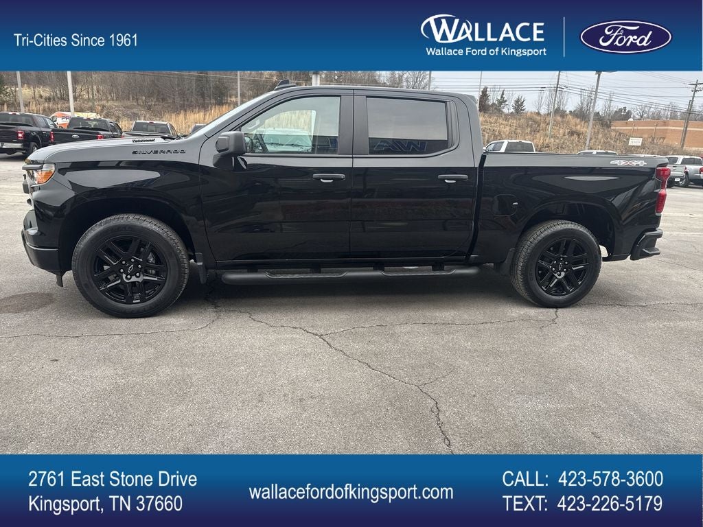 2025 Chevrolet Silverado 1500 Custom