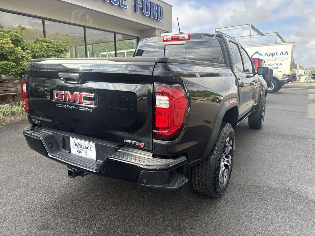 2024 GMC Canyon AT4