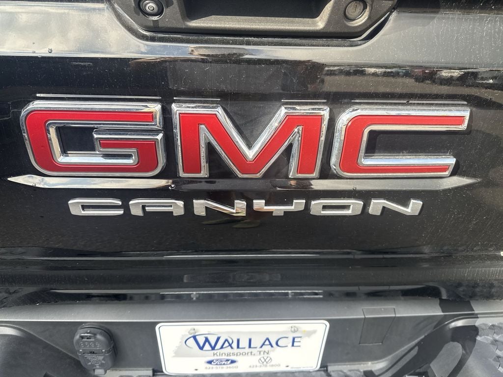 2024 GMC Canyon AT4