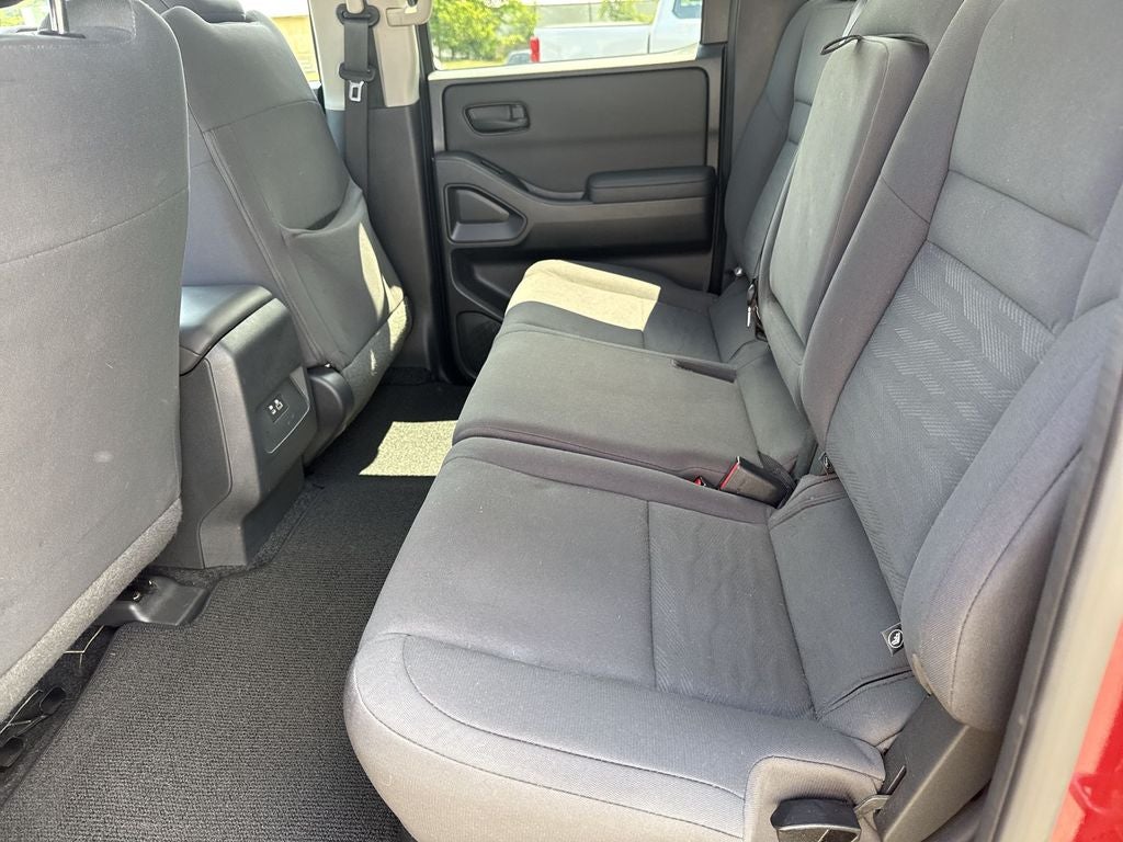 2022 Nissan Frontier S