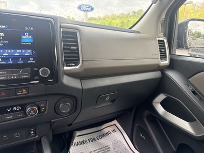 2023 Nissan Frontier SV