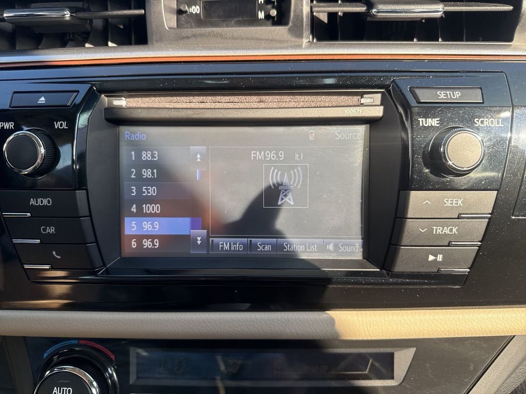 2016 Toyota Corolla LE Plus