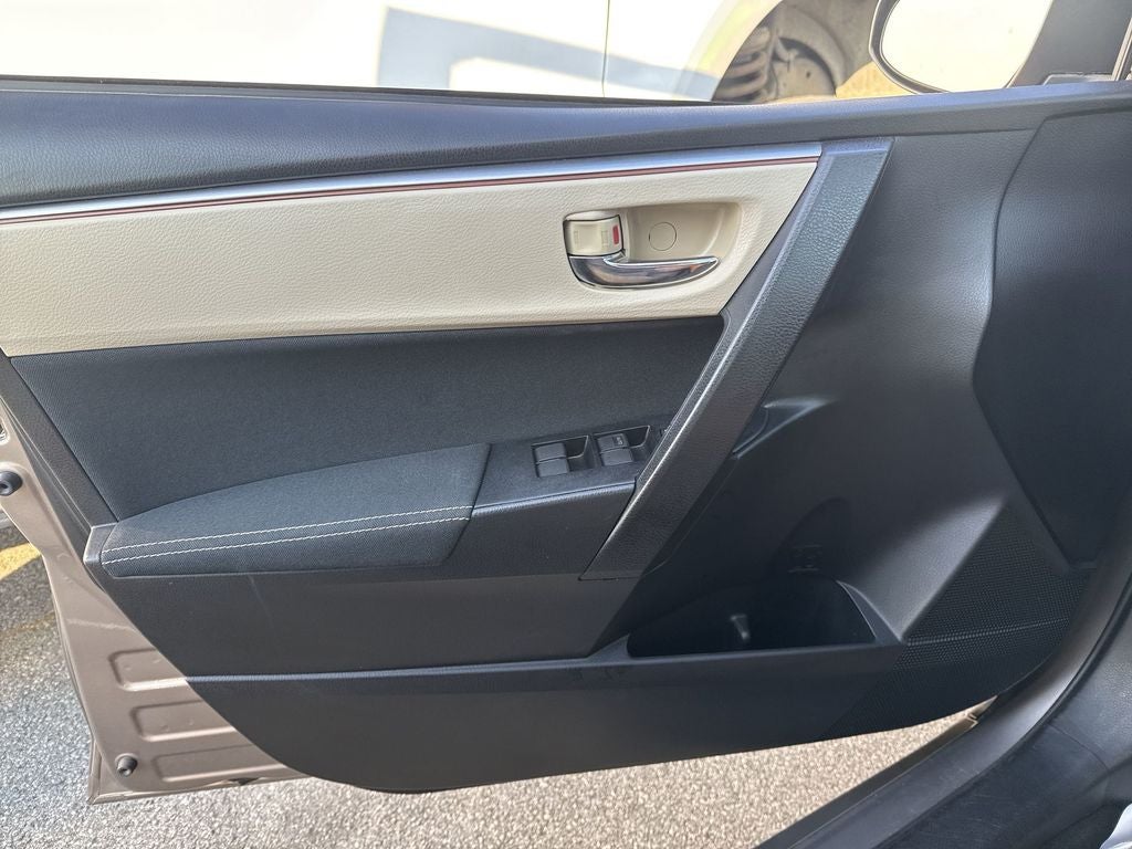 2016 Toyota Corolla LE Plus