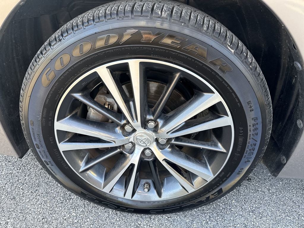 2016 Toyota Corolla LE Plus