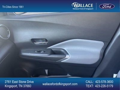 2021 Nissan Kicks SR