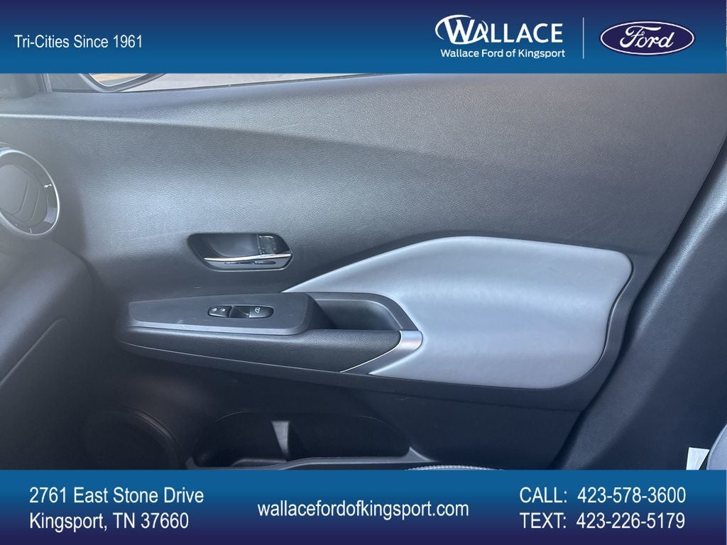 2021 Nissan Kicks SR