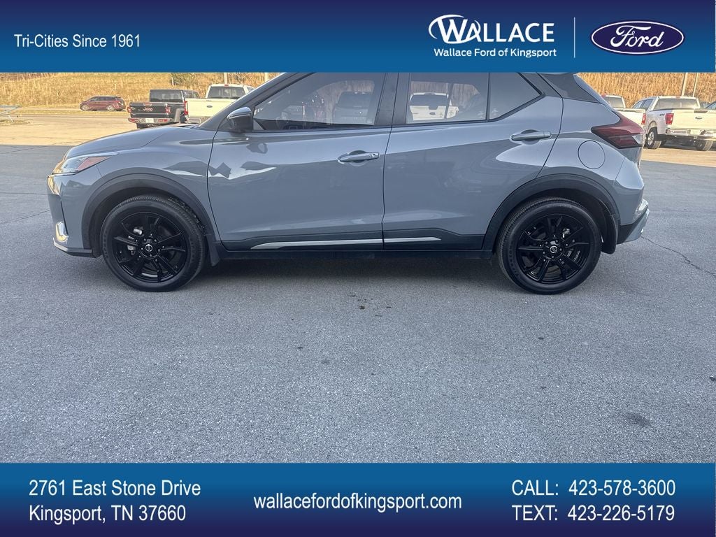 2021 Nissan Kicks SR