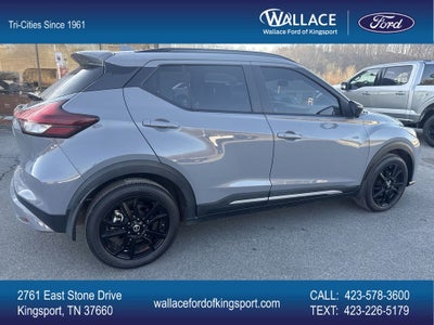 2021 Nissan Kicks SR
