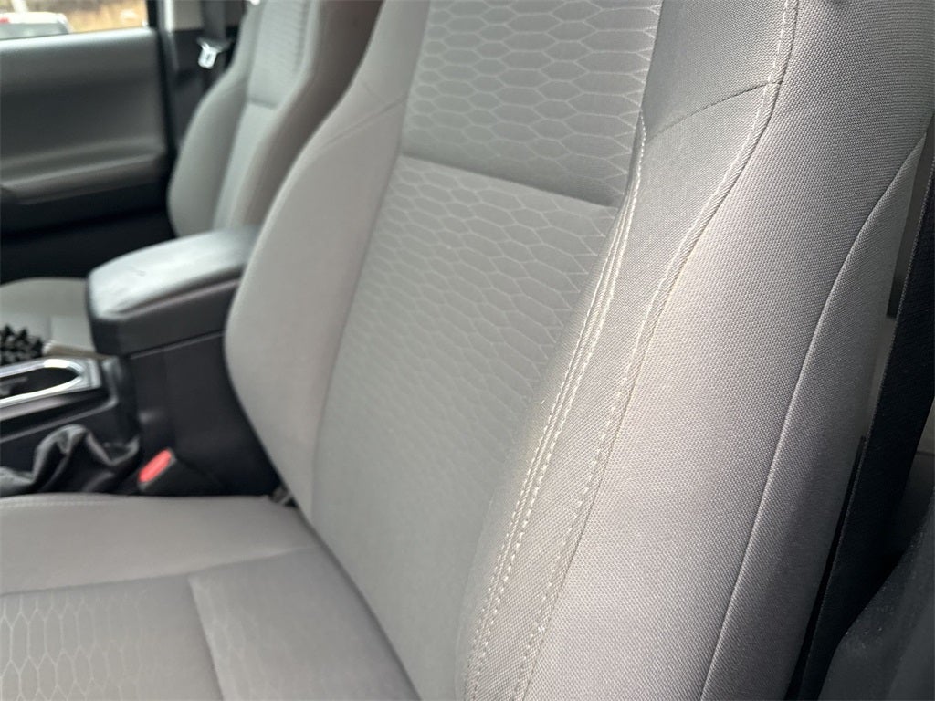 2019 Toyota Tacoma SR V6