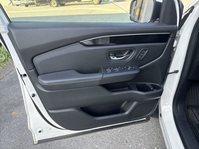 2023 Honda Pilot EX-L 8 Passenger