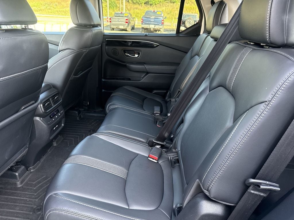2023 Honda Pilot EX-L 8 Passenger