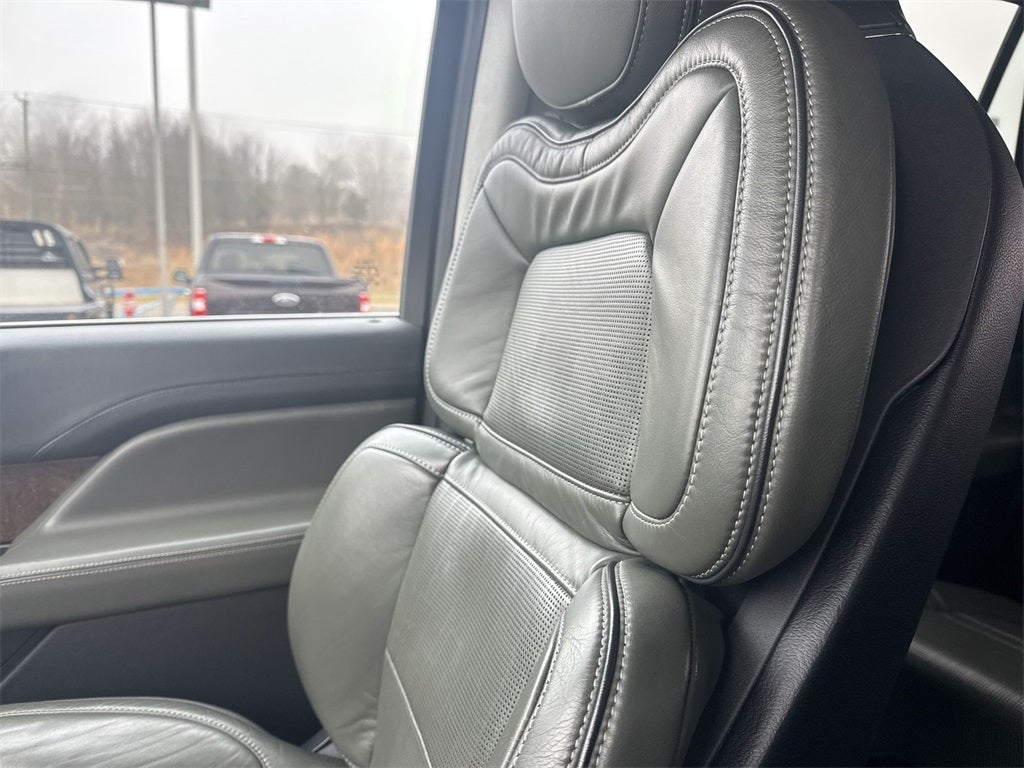 2024 Lincoln Navigator L L Black Label