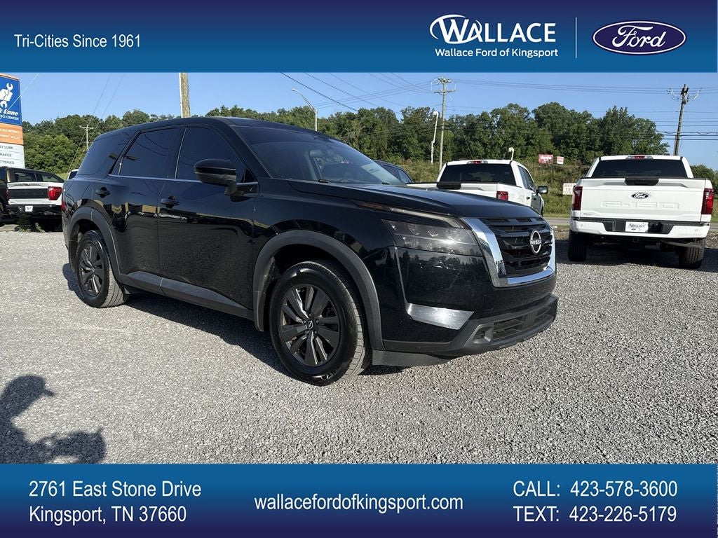 2022 Nissan Pathfinder S