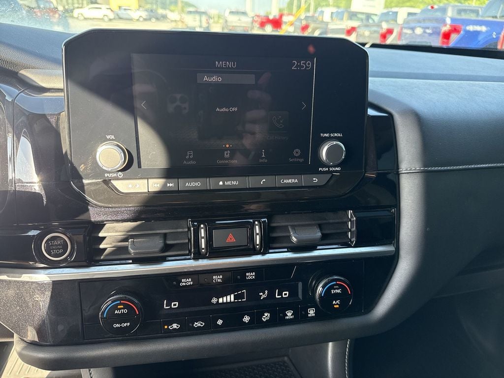 2022 Nissan Pathfinder S