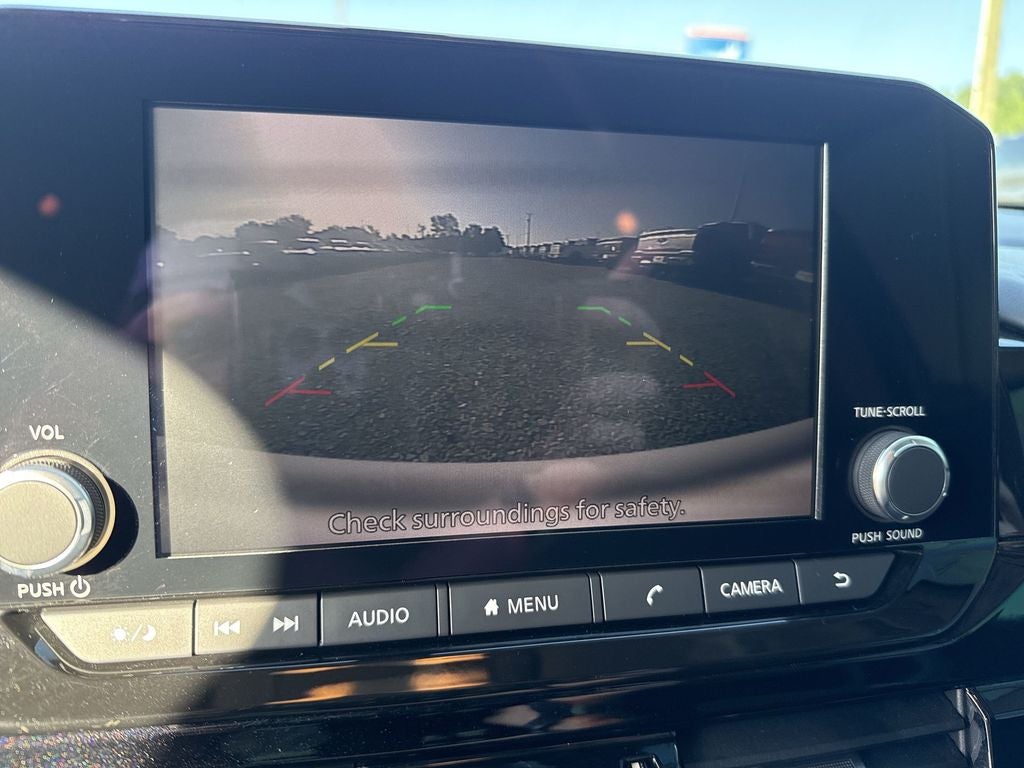 2022 Nissan Pathfinder S