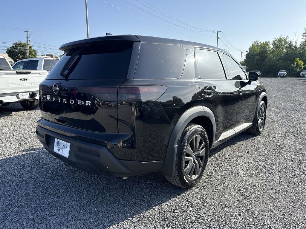 2022 Nissan Pathfinder S