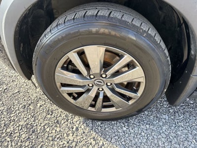 2022 Nissan Pathfinder S