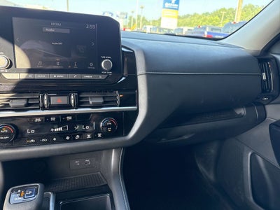 2022 Nissan Pathfinder S