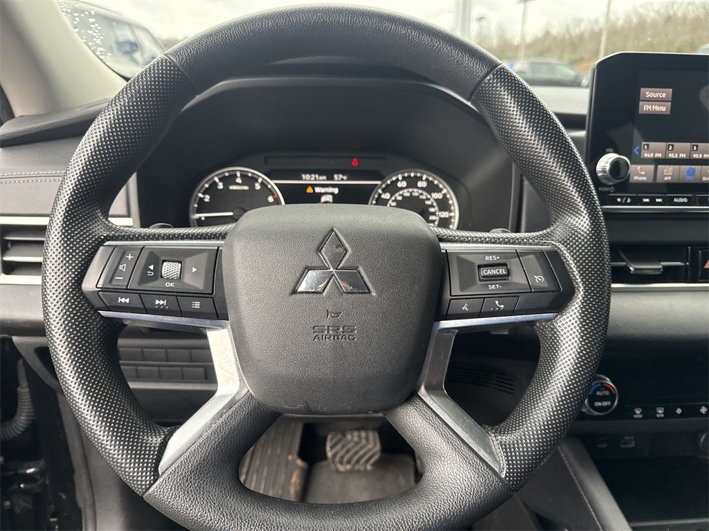2023 Mitsubishi Outlander ES