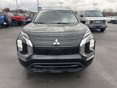 2023 Mitsubishi Outlander ES
