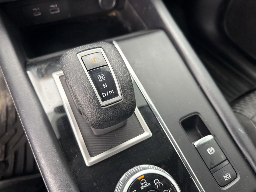 2023 Mitsubishi Outlander ES