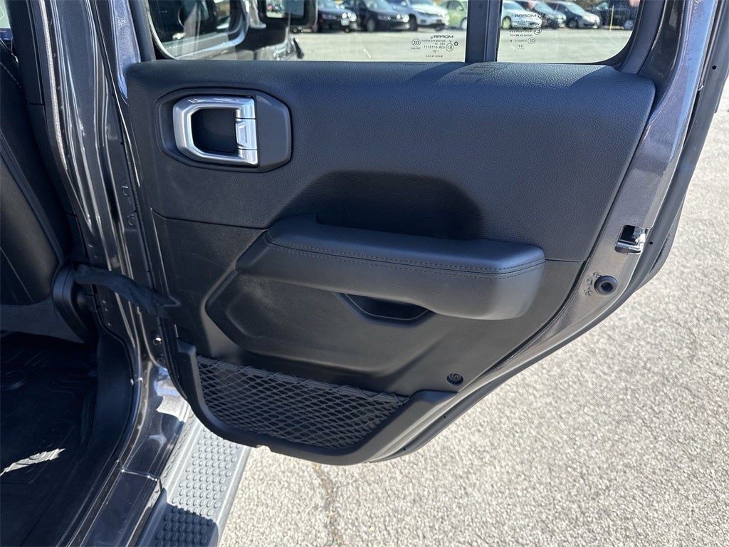 2021 Jeep Wrangler Unlimited Sahara Altitude