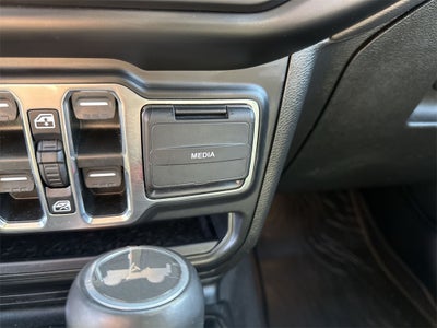 2021 Jeep Wrangler Unlimited Sahara Altitude