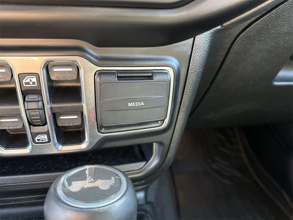 2021 Jeep Wrangler Unlimited Sahara Altitude