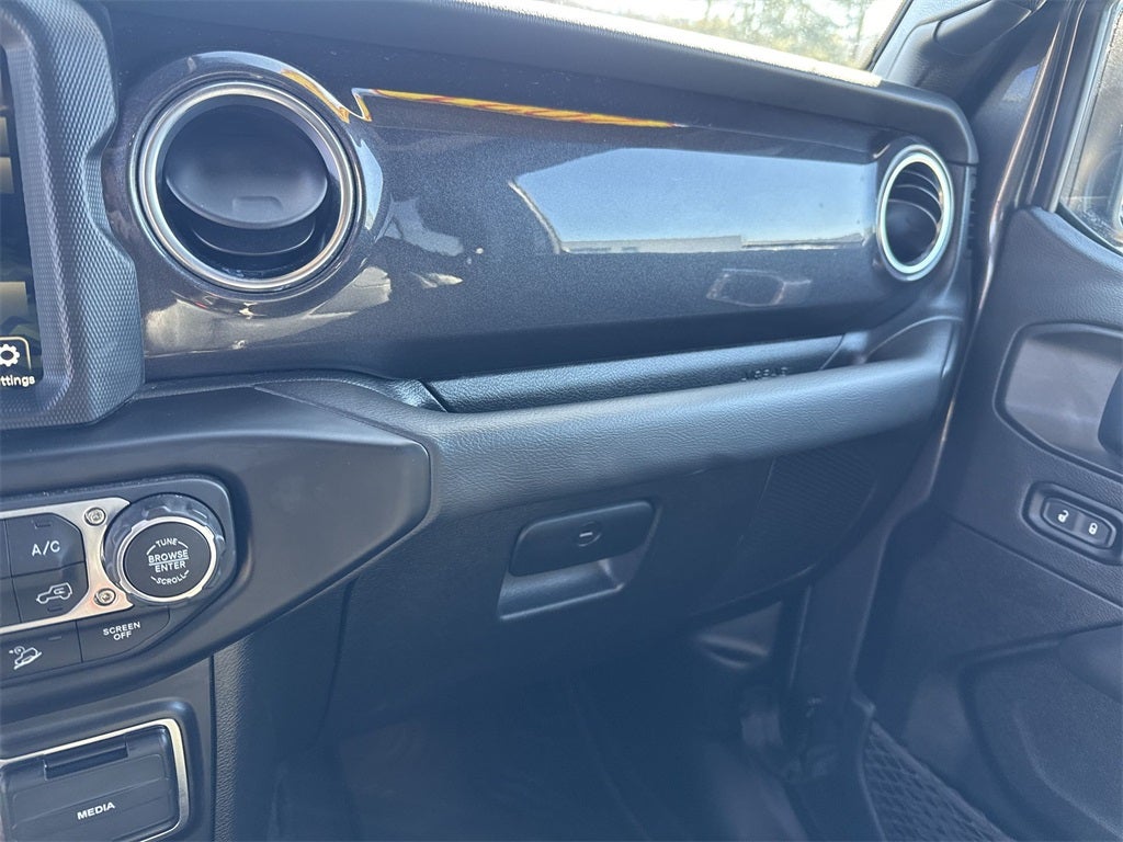 2021 Jeep Wrangler Unlimited Sahara Altitude