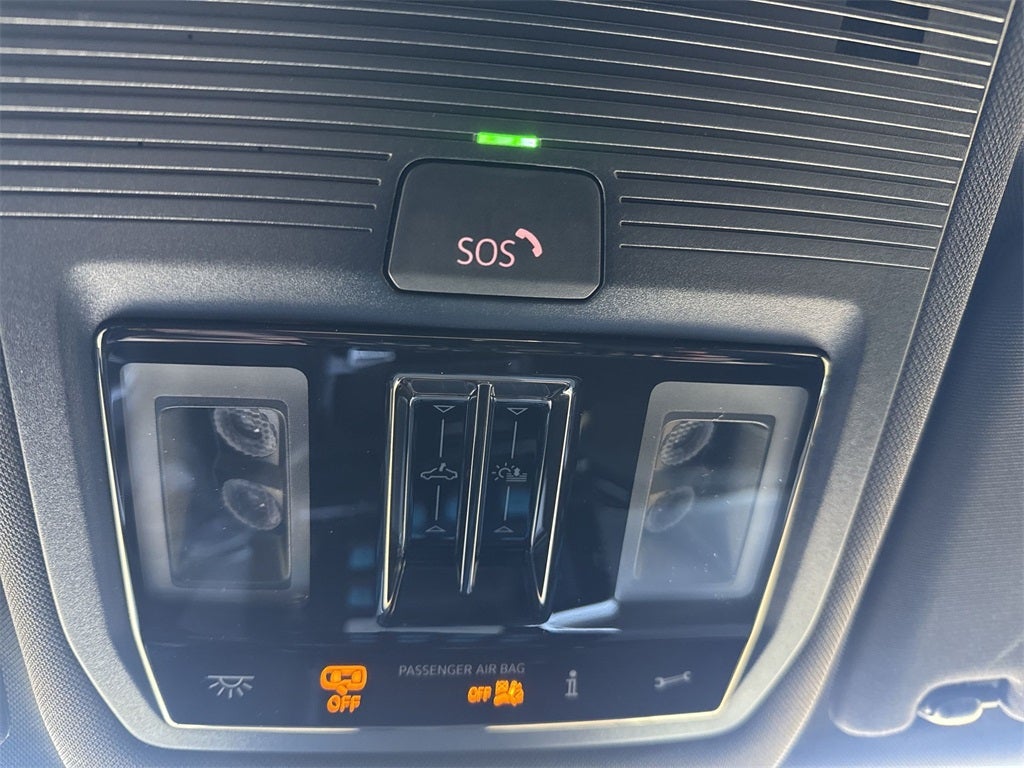 2025 Volkswagen Atlas Cross Sport 2.0T SEL R-Line Black