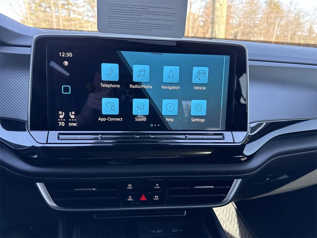 2025 Volkswagen Atlas Cross Sport 2.0T SEL R-Line Black