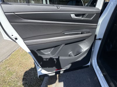 2025 Volkswagen Atlas Cross Sport 2.0T SEL R-Line Black