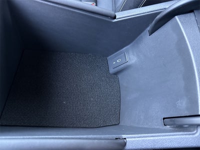 2025 Volkswagen Atlas Cross Sport 2.0T SEL R-Line Black