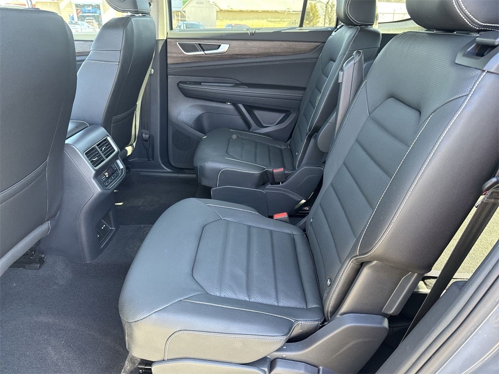 2025 Volkswagen Atlas 2.0T SEL