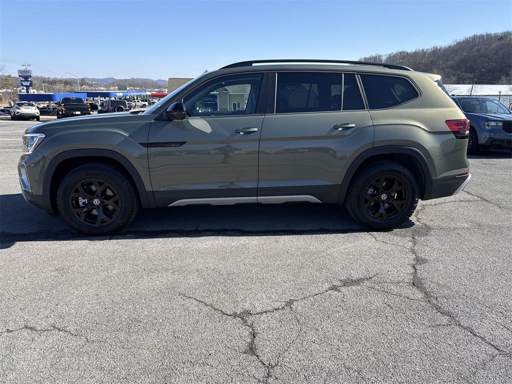 2025 Volkswagen Atlas 2.0T Peak Edition