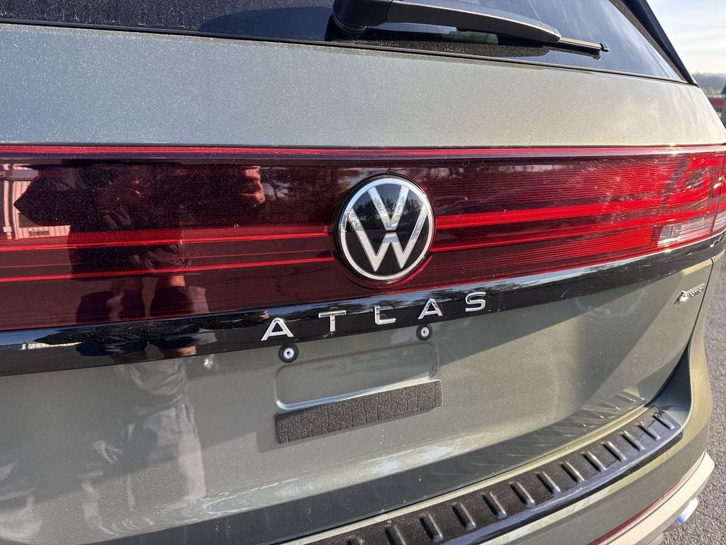 2025 Volkswagen Atlas 2.0T Peak Edition