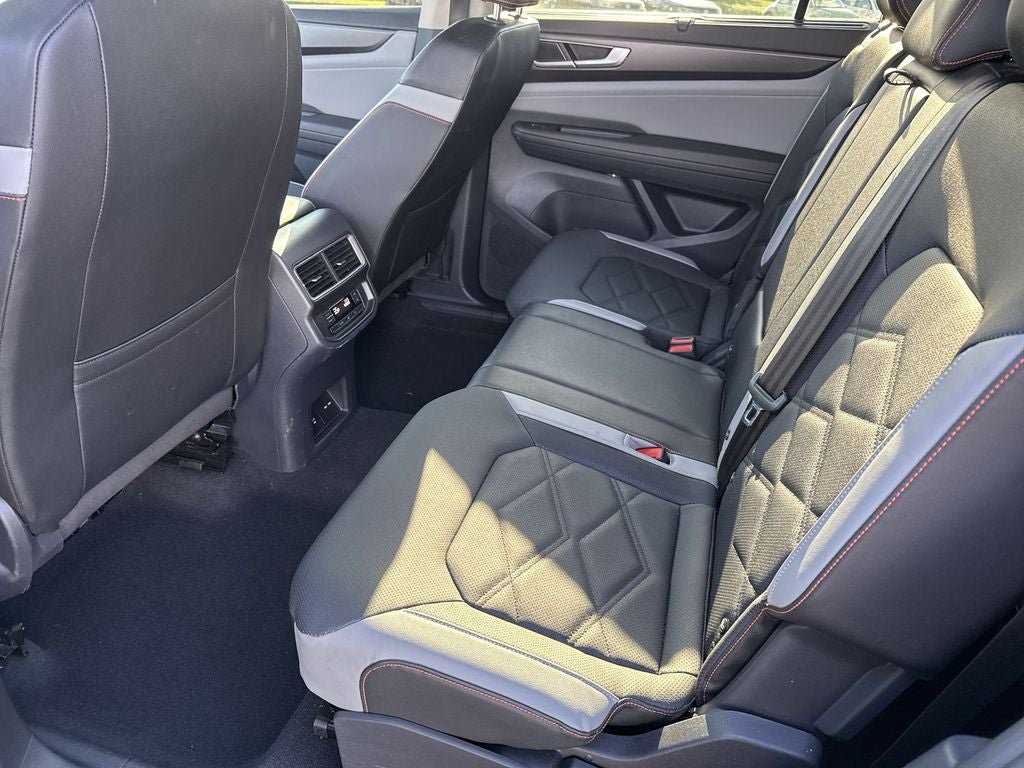 2025 Volkswagen Atlas 2.0T Peak Edition