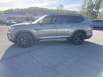 2025 Volkswagen Atlas 2.0T Peak Edition